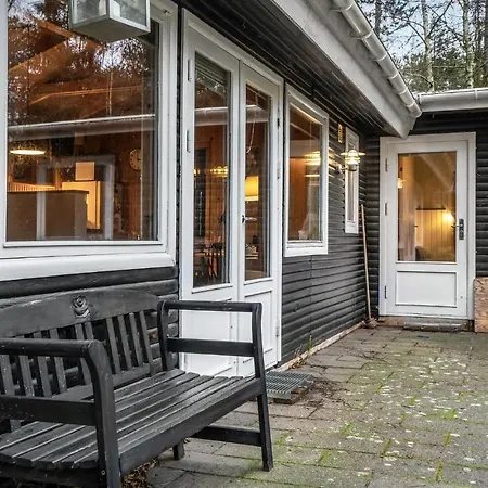Stunning In With 2 Bedrooms Ferienhaus Store Fuglede