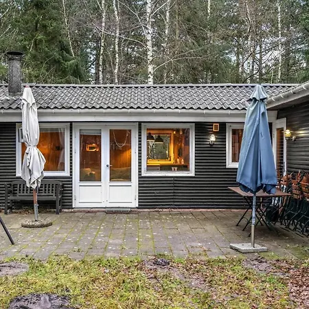 Stunning In With 2 Bedrooms Ferienhaus Store Fuglede