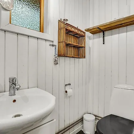 Ferienhaus Stunning In With 2 Bedrooms Store Fuglede